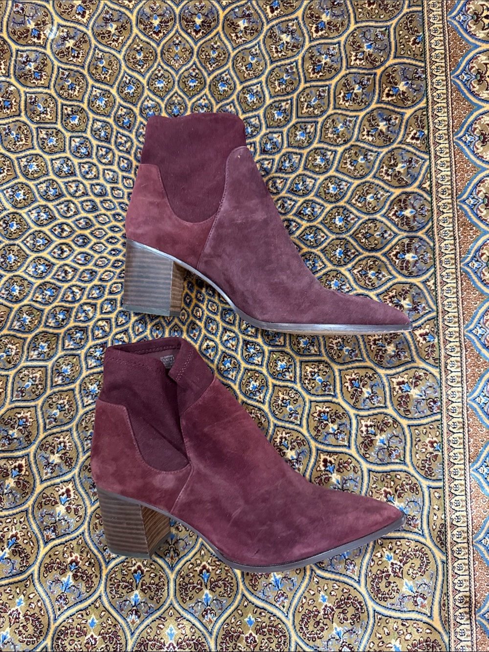 Sole Society Burgundy Suede Ankle Booties 9.5